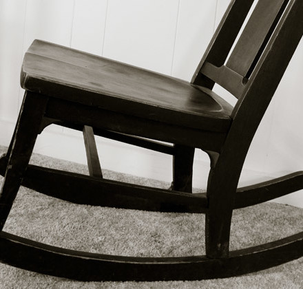 rocking-chair-featured